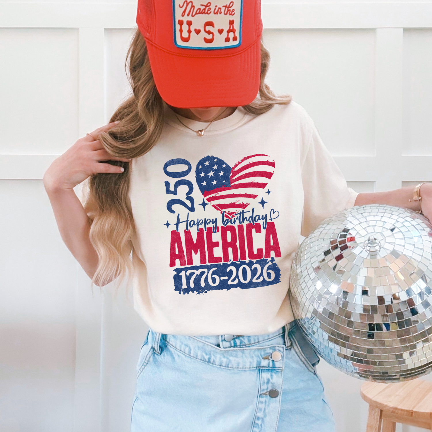 The American Honey - USA | Birthday | 250 Anniversary | Patriotic Ivory CC Tshirt