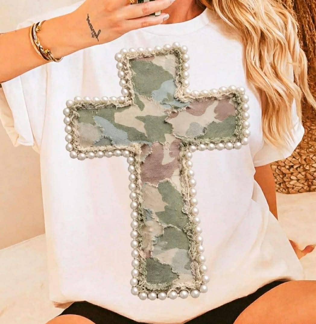Southern Attitude Designs Inc - Duck Camo Cross - UNISEX GRAPHIC Tee